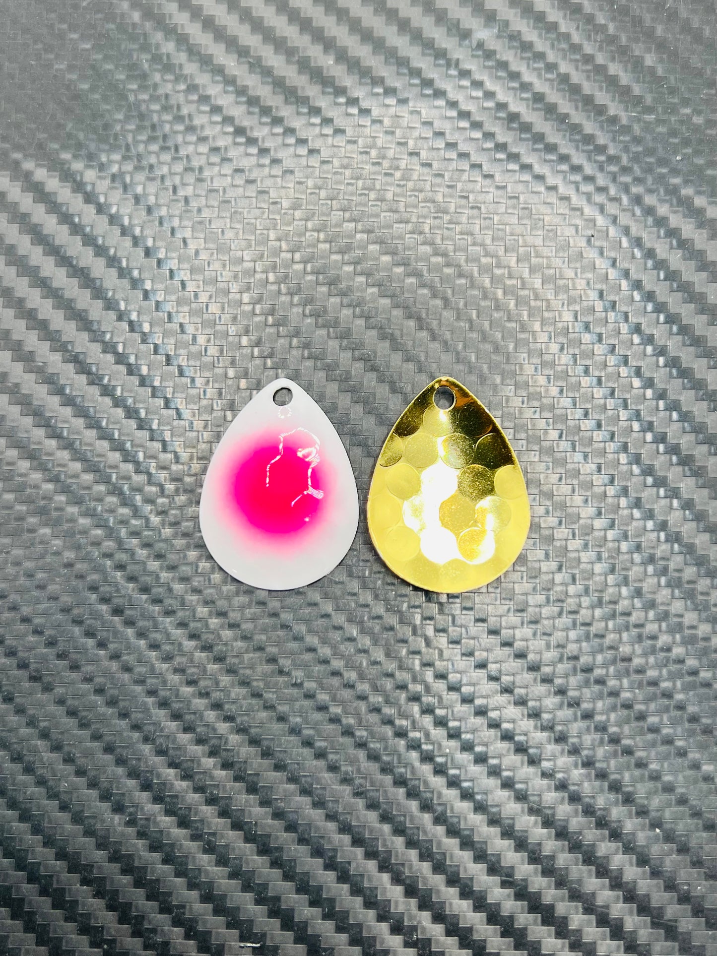 3.5 Hex Blade “White Pink Dot” 2pk