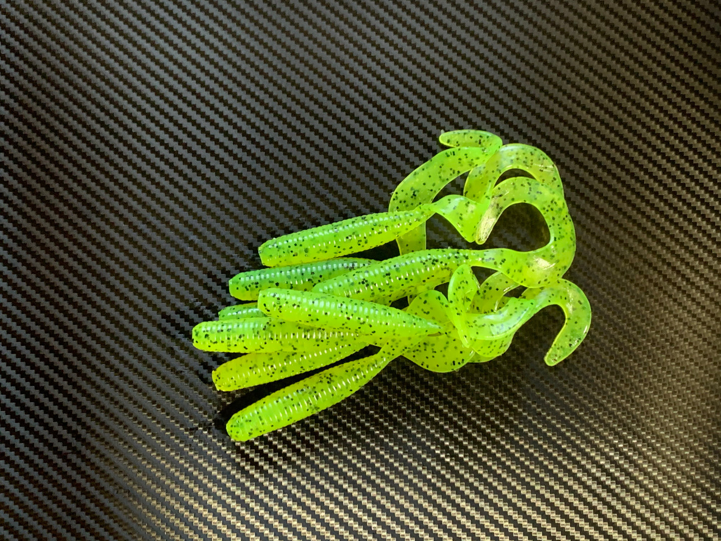 6” Bottom Fish Grub Chartreuse Blk Flake 8pk