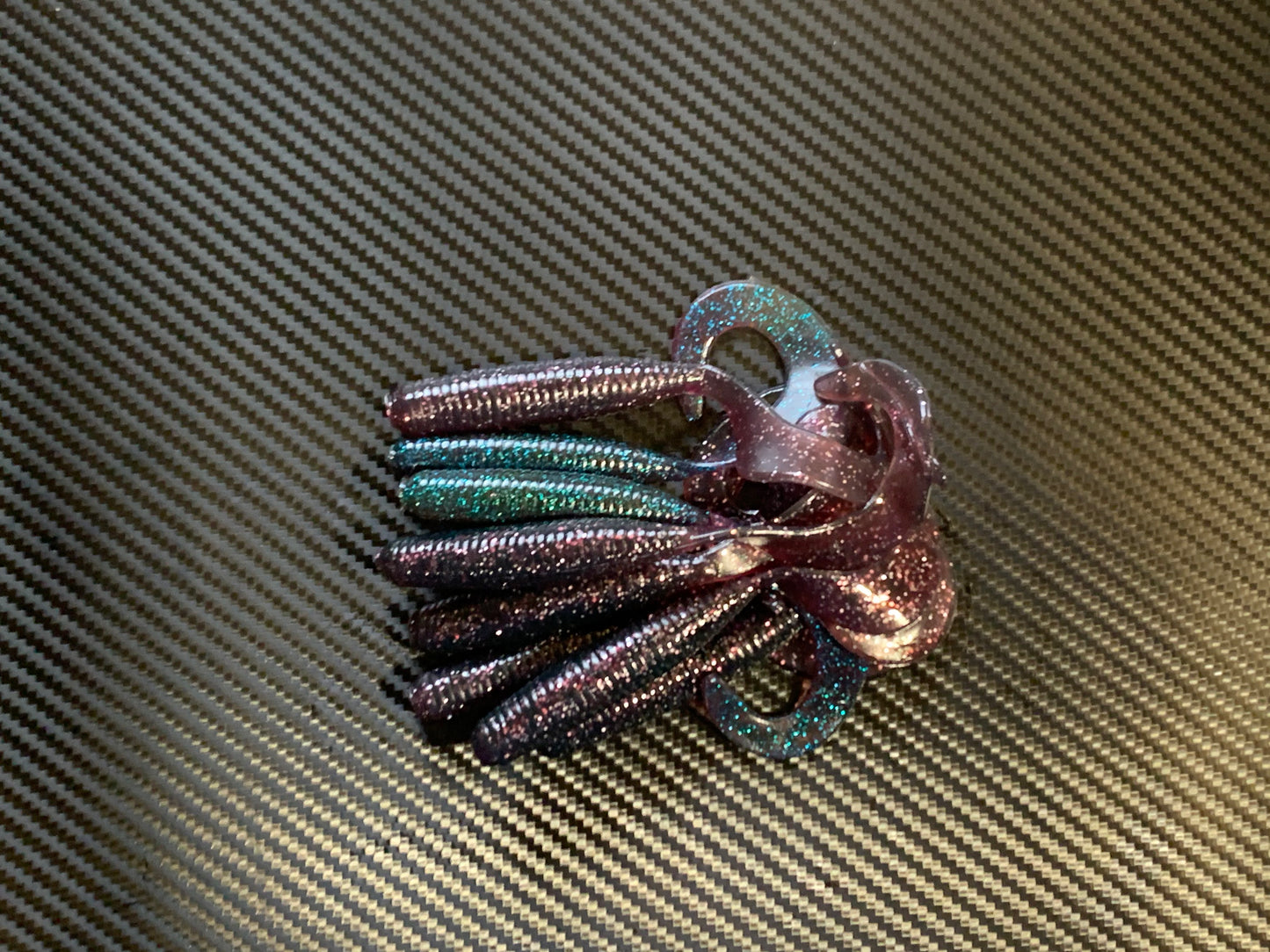 6” Bottom Fish Grub Black Silver Flake 8pk